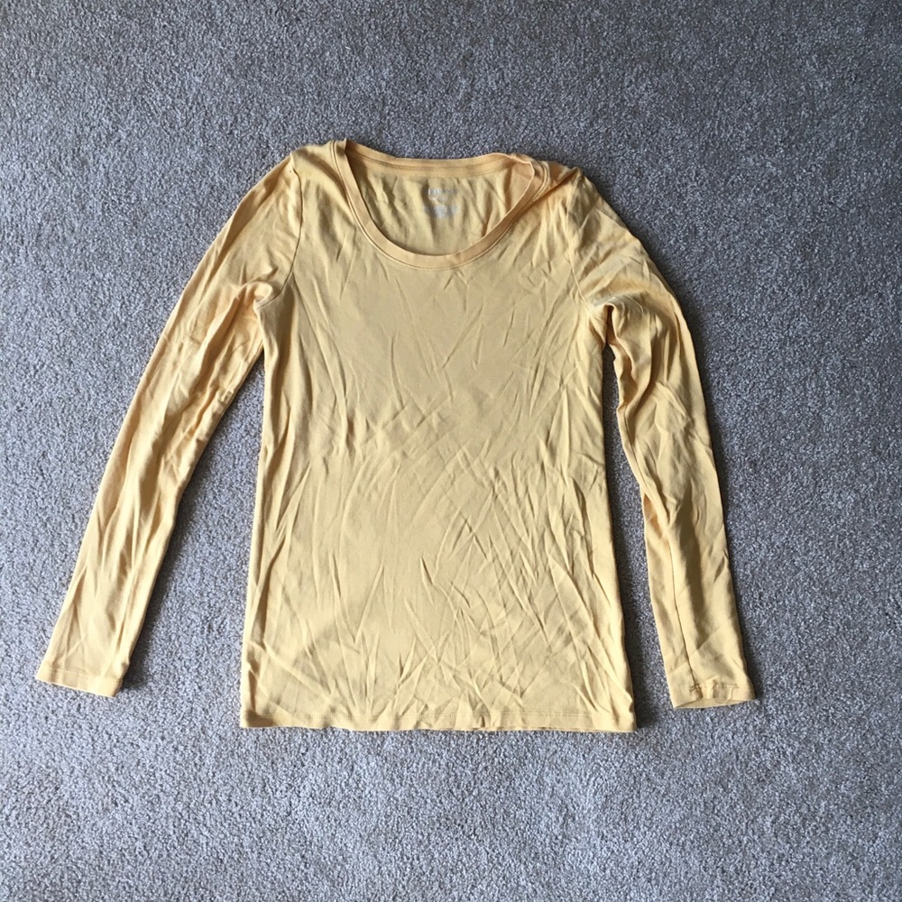 Merona medium gold long sleeve shirt